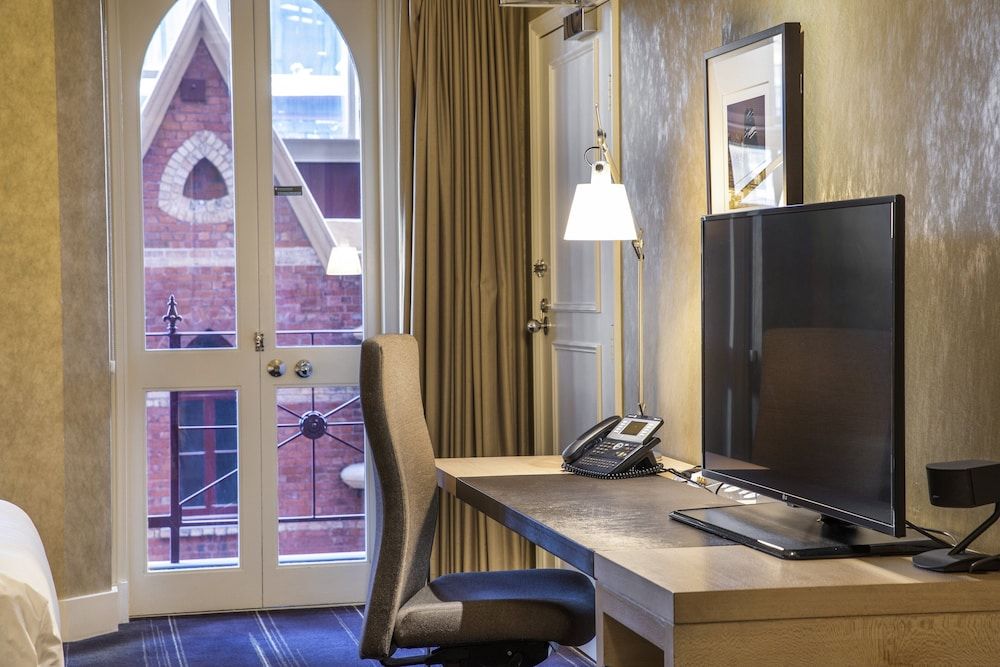 InterContinental Melbourne The Rialto by IHG Classic Room, 2 Double Beds 5