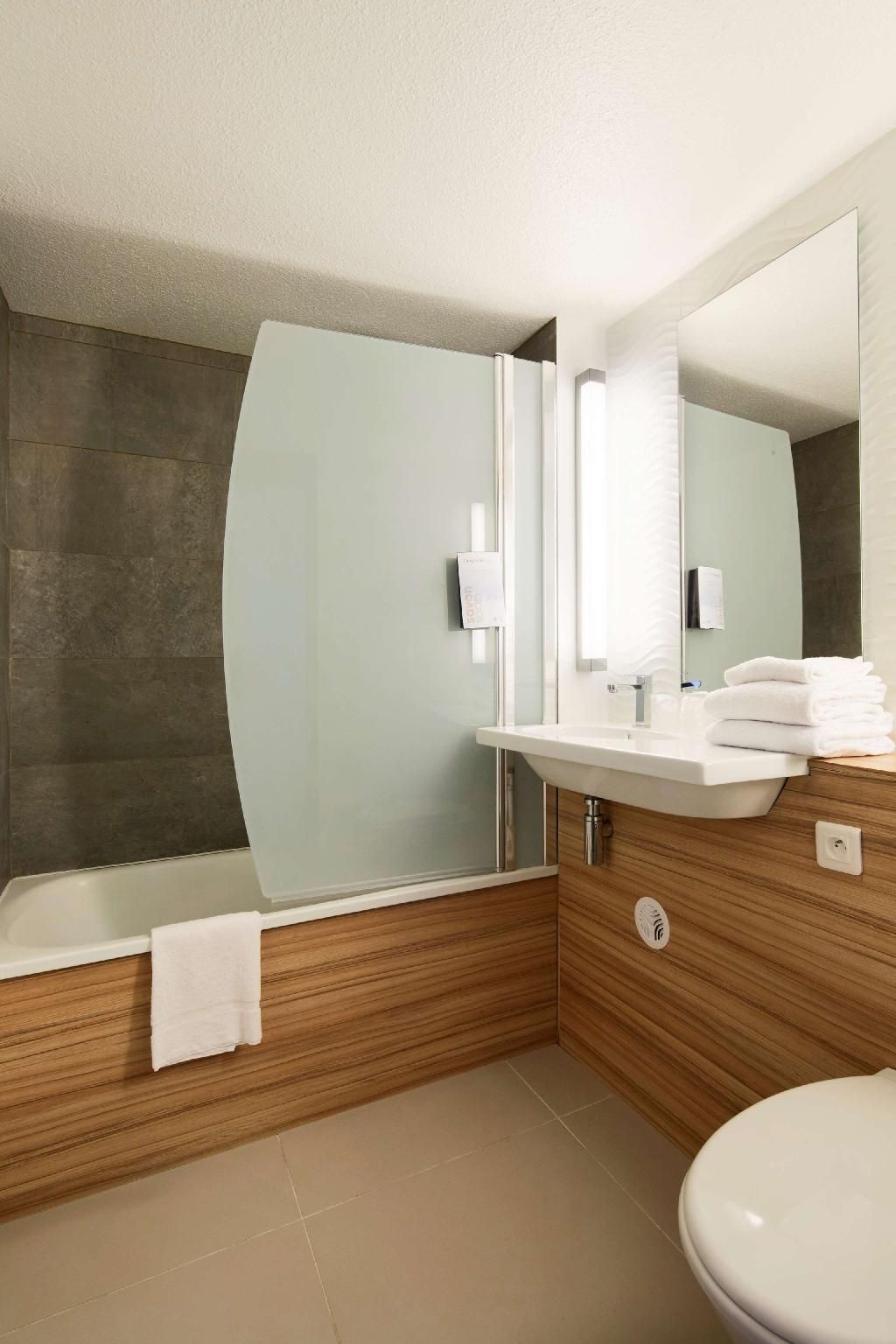 Twin Room Next Generation