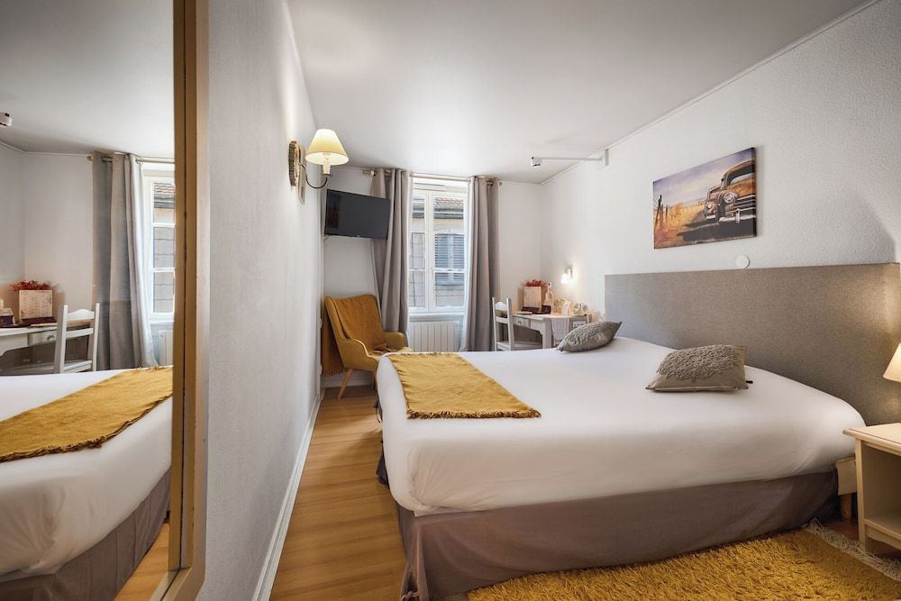 The Originals Boutique, Hôtel de la Balance, Montbéliard Comfort Double Room 3