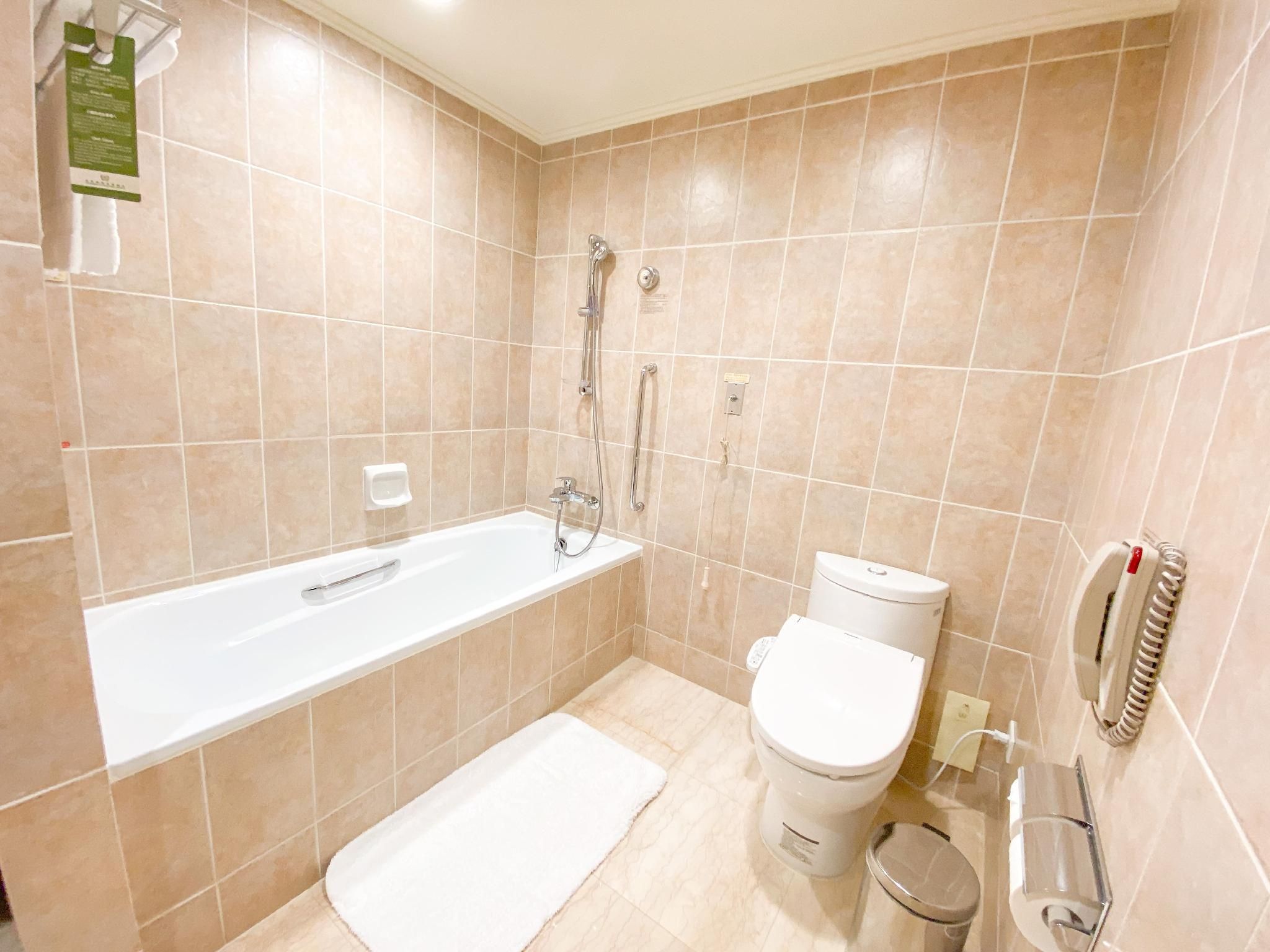 Evergreen Laurel Hotel Keelung Deluxe Suite 2