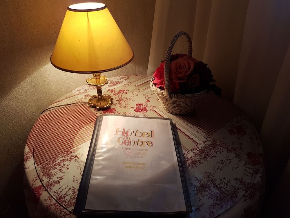 Hôtel du Centre Twin Room 12