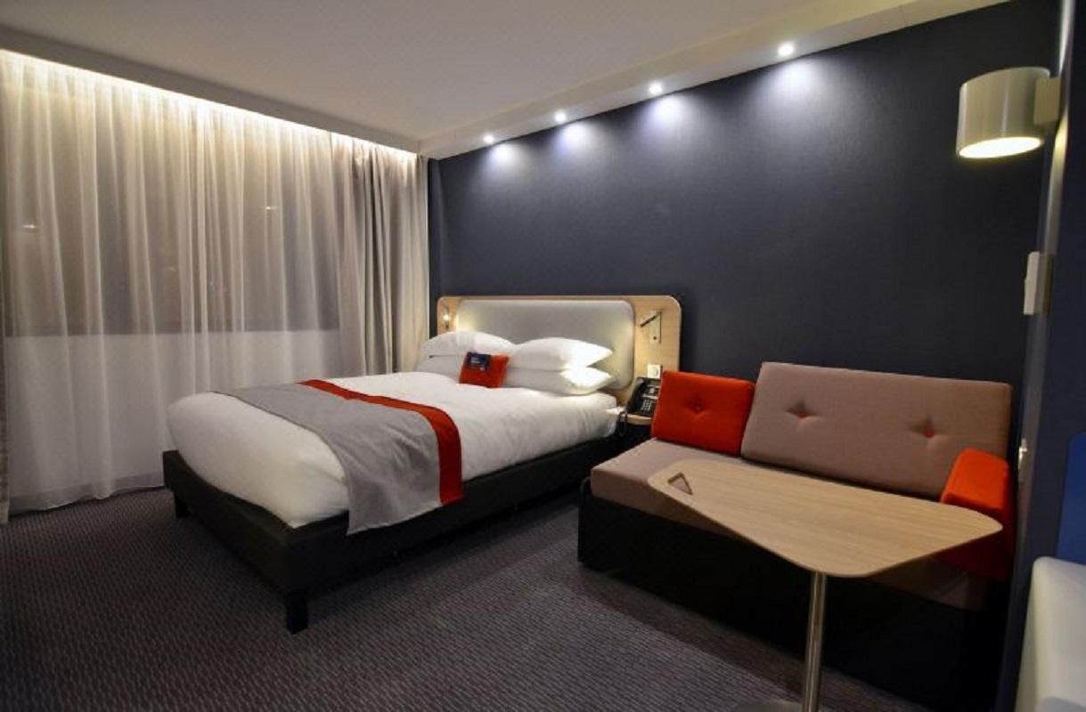 2 Twin Standard Accessible With Free Breakfast