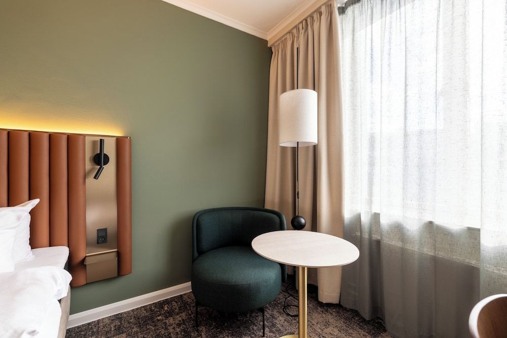 Imperial Hotel Standard double room 9