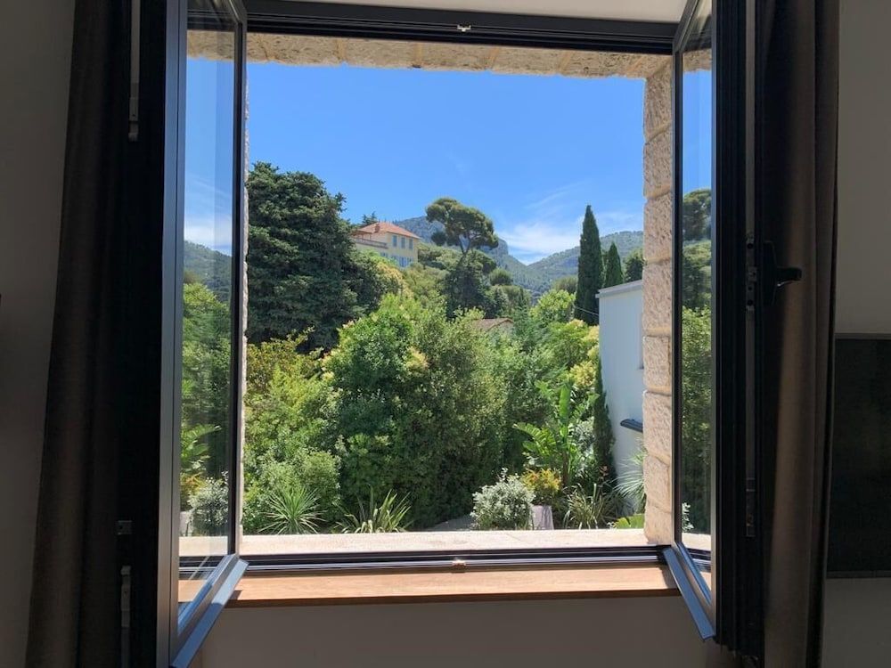 Hôtel Particulier Cassis Parking gratuit Piscine chauffée Apartment, Private Bathroom (Supérieur) 7