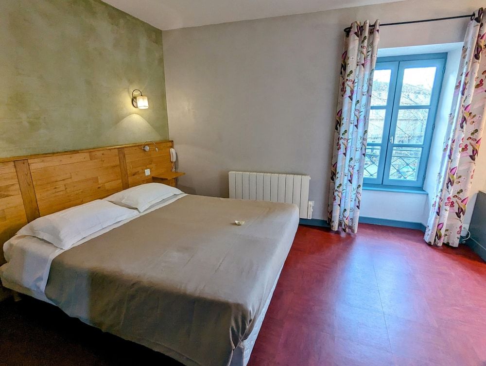 Hôtel Le Quatorze Superior Double Room 4