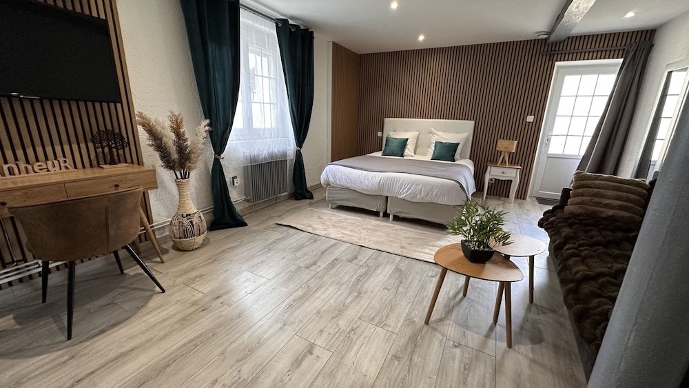 LE Domaine DU Parc Cottage, Private Bathroom (du Cytise)