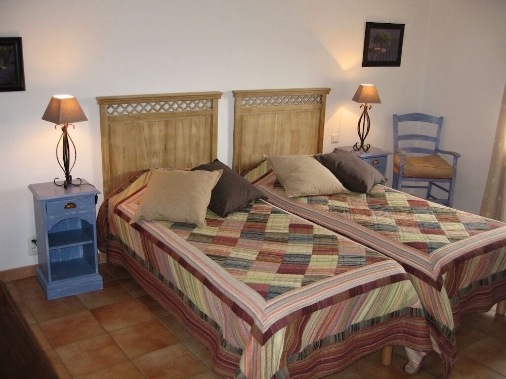 Double or Twin Room, Ensuite (Lavande)