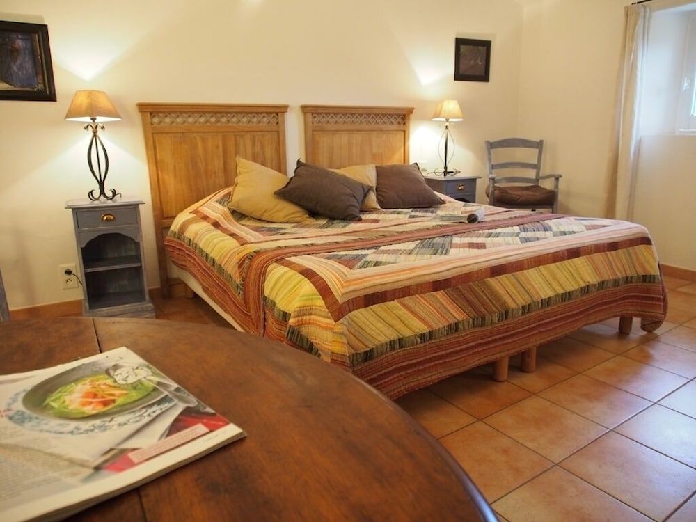 Double or Twin Room, Ensuite (Lavande)