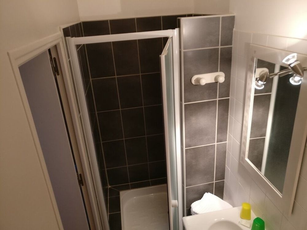 Comfort Triple Room, Ensuite, Garden View (Abricot)