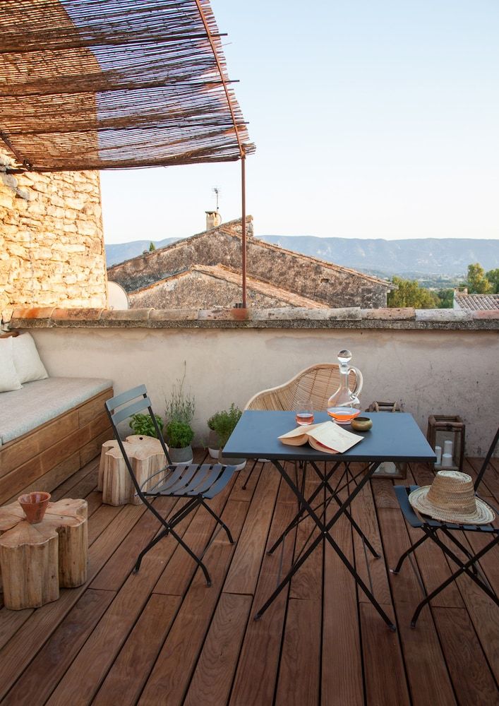 Exclusive Studio, Terrace, Valley View