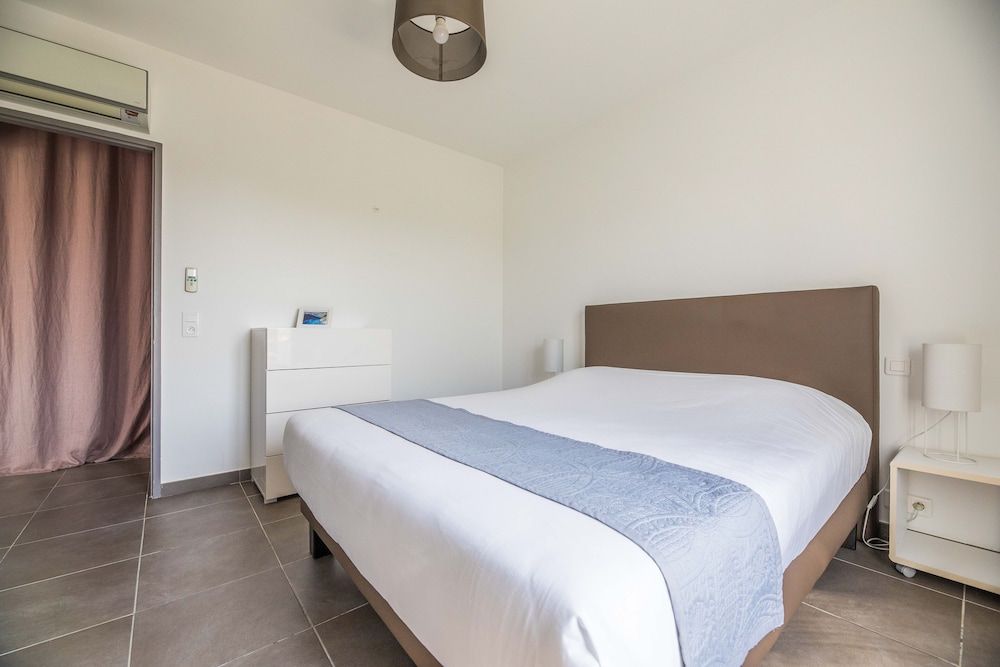 Apartment 4 people - 1 bedroom - Air conditioned - Large terrace - Panoramic View