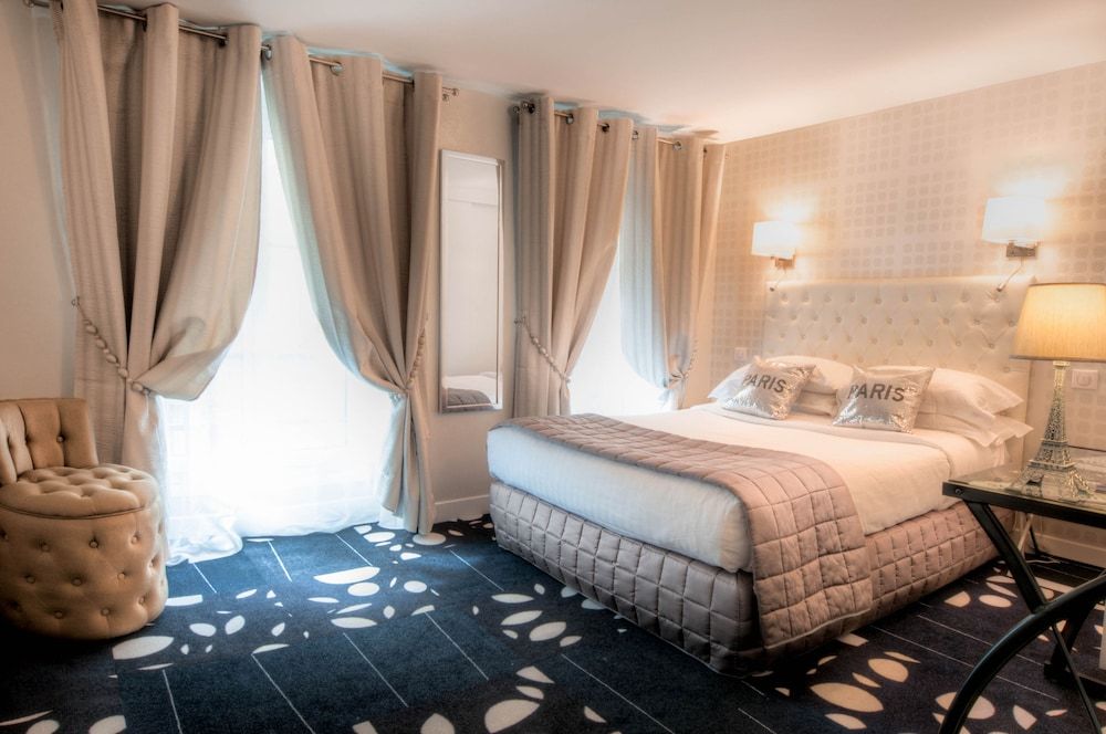 Hotel Ile de France Opéra Double Room 2