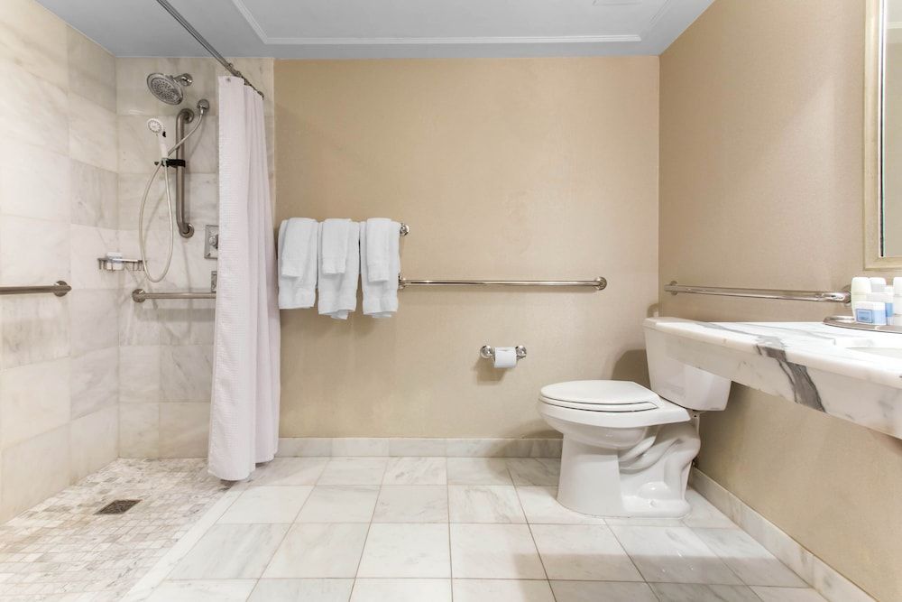 Omni Royal Orleans Hotel Premier Room, 2 Double Beds, Accessible 9