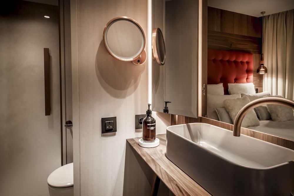 Coeur de Megève Comfort Room, 1 Queen Bed 5