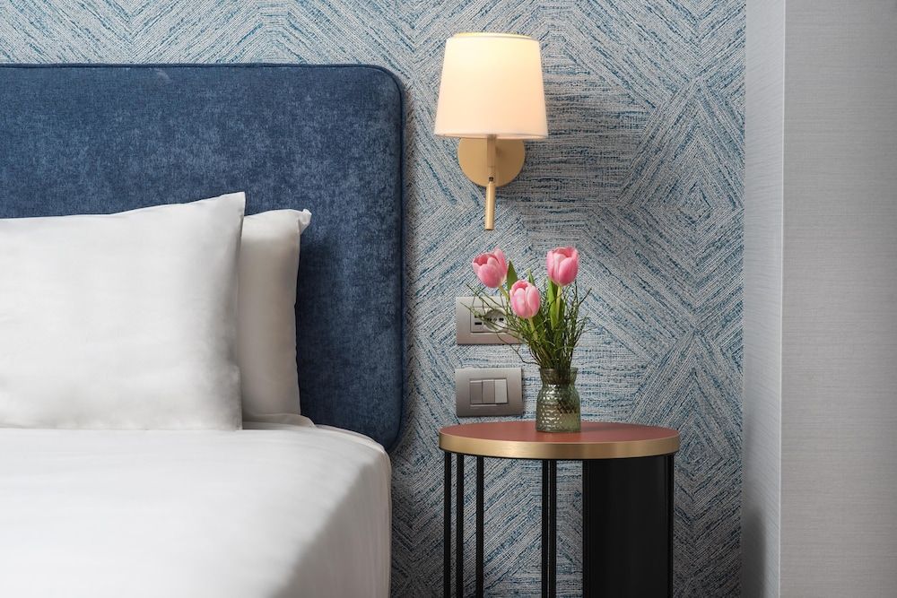 NH Firenze Standard Room 6