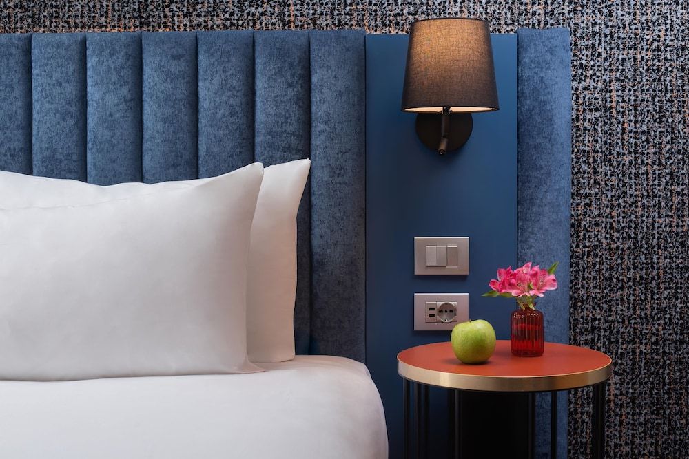 NH Firenze Standard Room 7