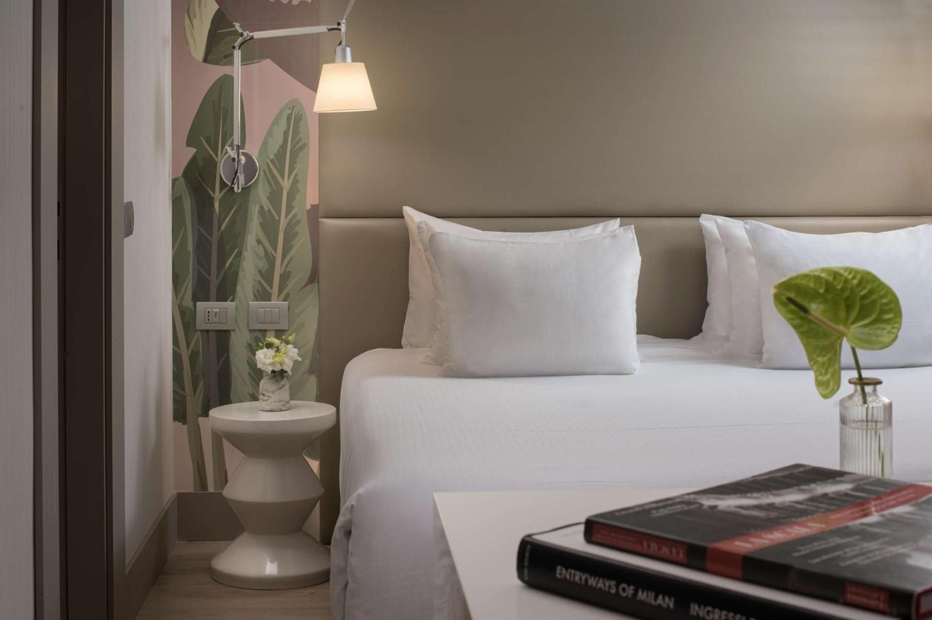 Family Adjoining Room with Extra Bed (3 Adults + 2 Children)