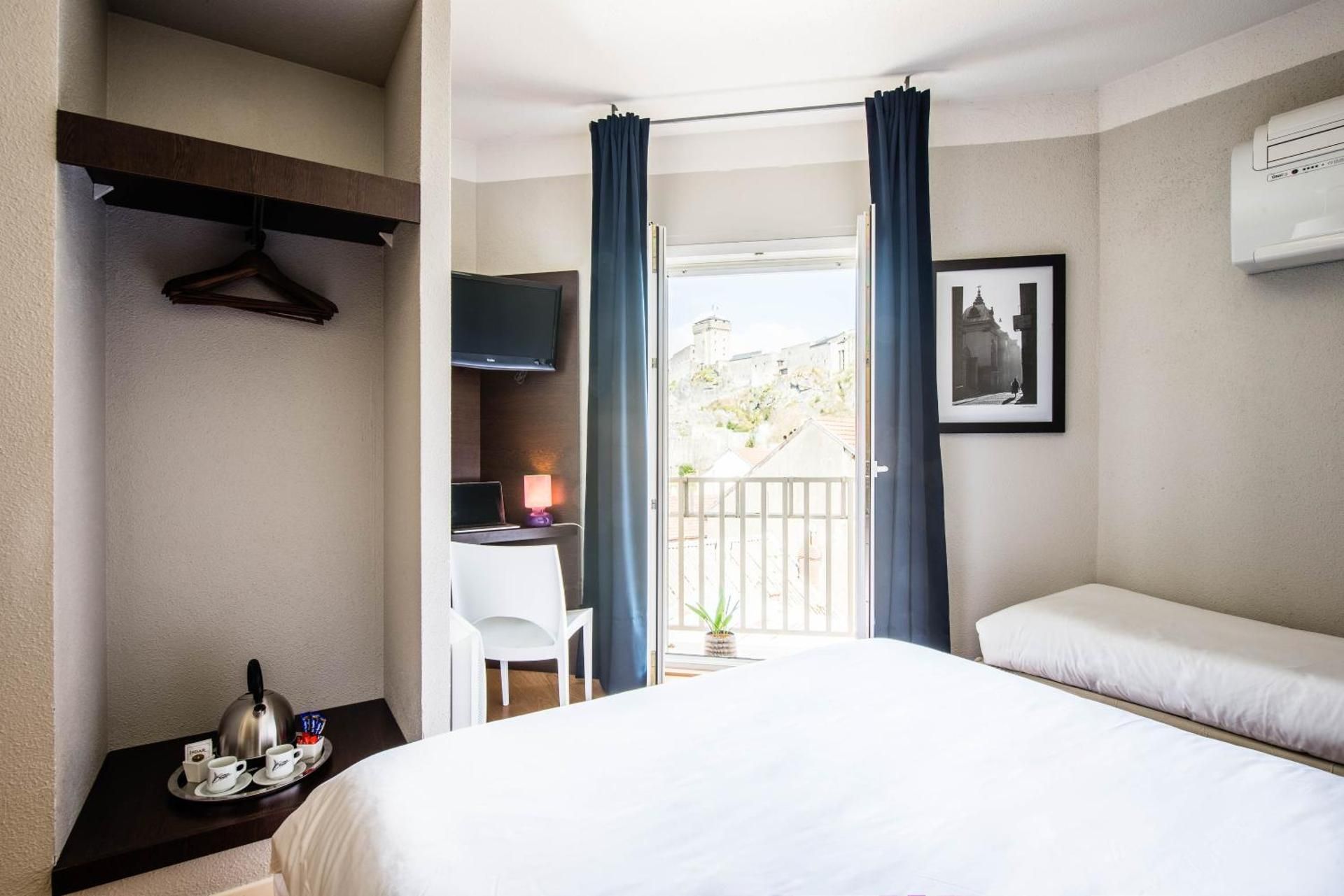 Double or Twin Room - Castle
