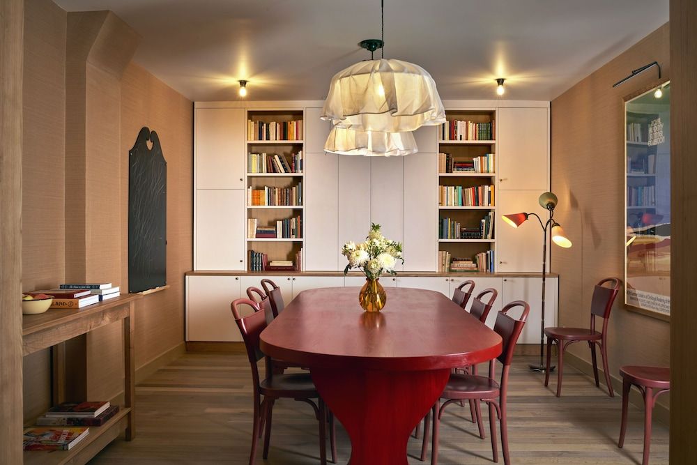 undefined Hôtel de la Boétie 6