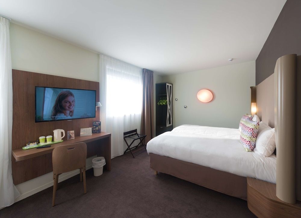 Campanile Le Mans Centre - Gare Next Generation, Room, 2 Twin Beds 6