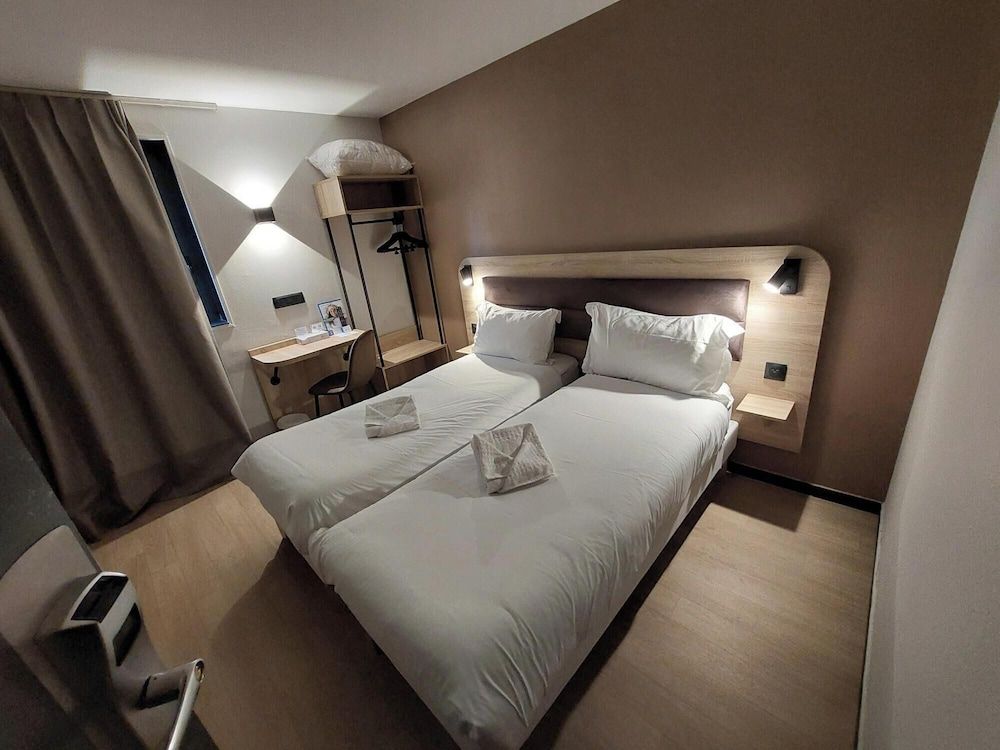 undefined Brit Hotel Confort Rouen Centre 6