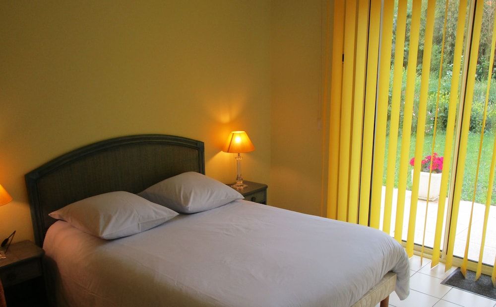 Double Room (La Bleue Neuve)