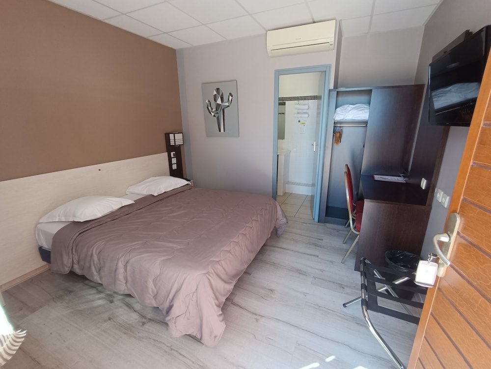 Classic Double Room