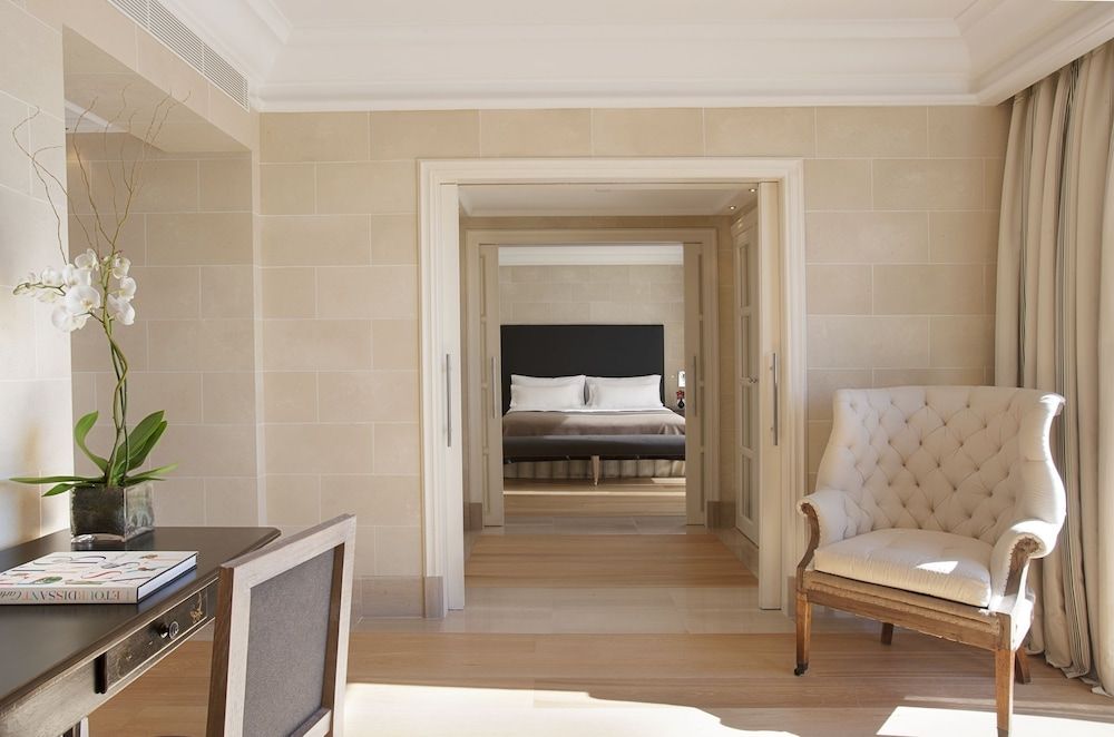 undefined Majestic Hotel & Spa Barcelona 2