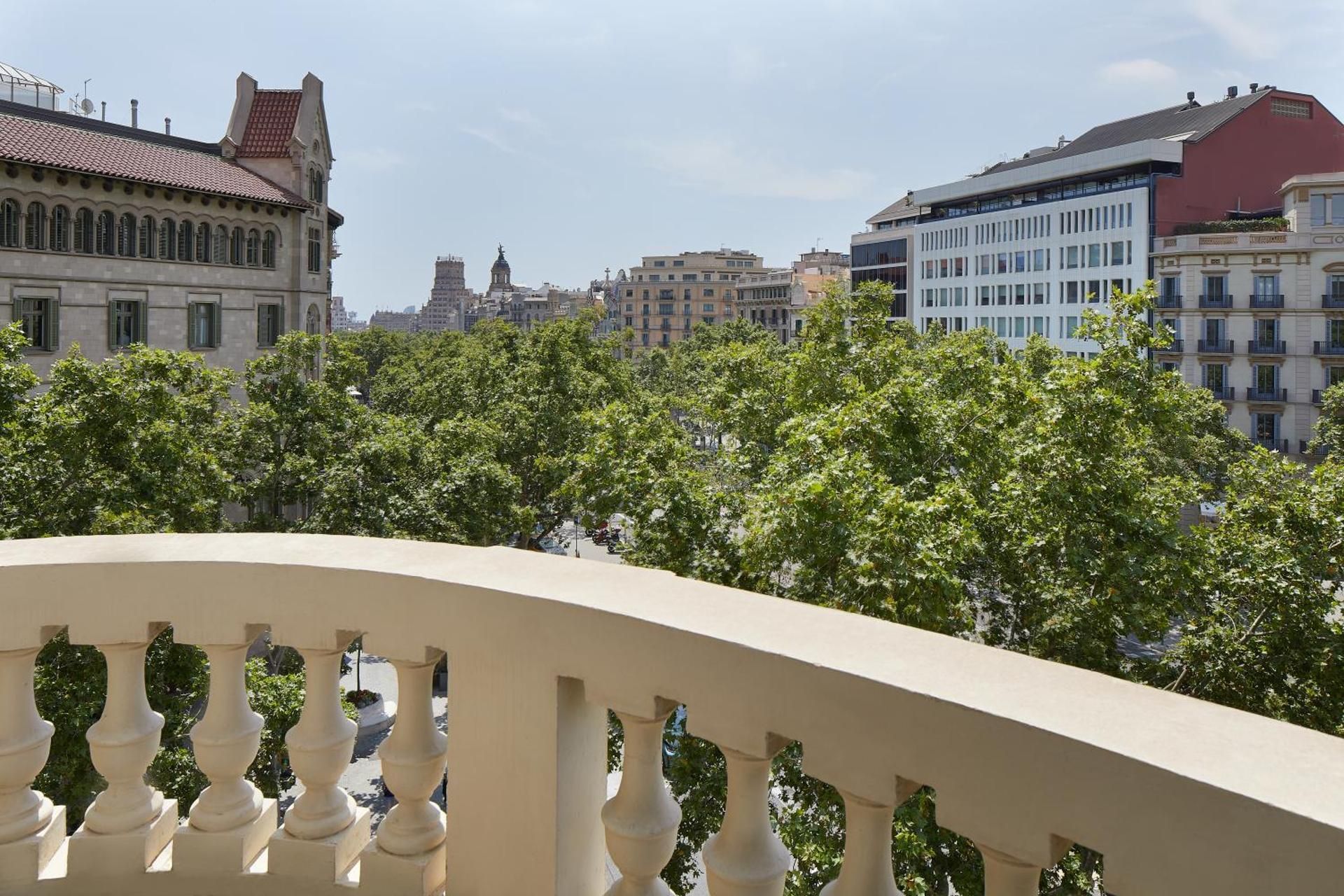 Premium Double Room with Landmark Views