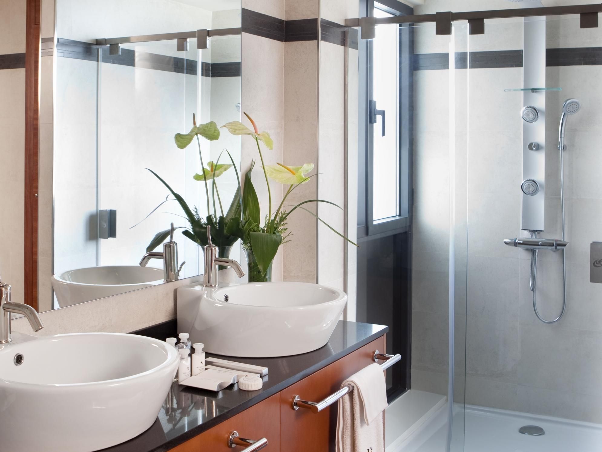 2 Bedroom Apartment (4 Adults)