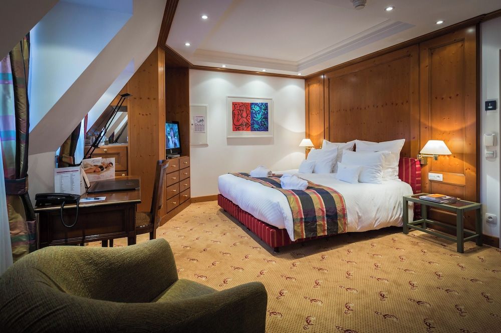 Hotel & Spa A la cour d'Alsace by HappyCulture Deluxe Double Room 3