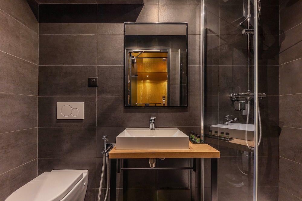 Love Hôtel - Adults Only Chambre Double Deluxe avec Accès Jacuzzi 7