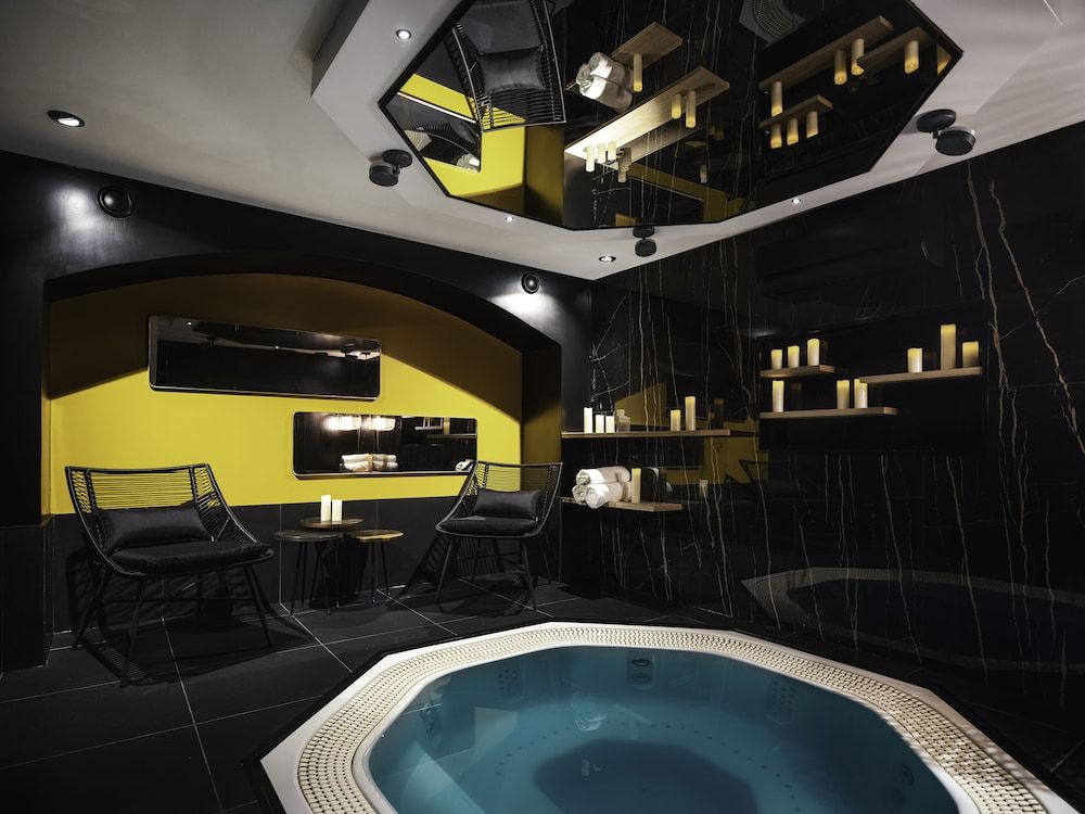 Love Hôtel - Adults Only Chambre Double Deluxe avec Accès Jacuzzi 5