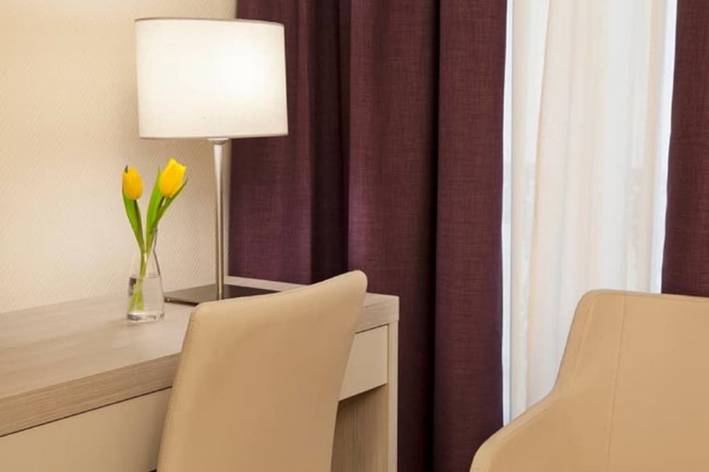 undefined Hotel Excelsior Republique 9