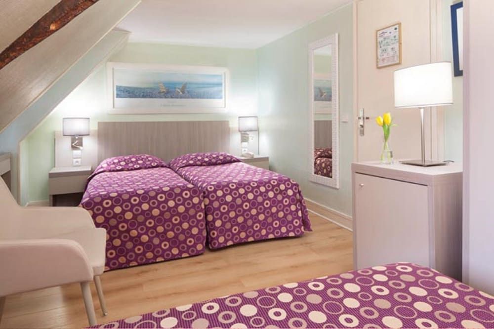 undefined Hotel Excelsior Republique 2