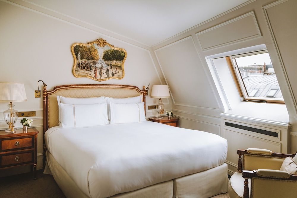 Suite Parisienne