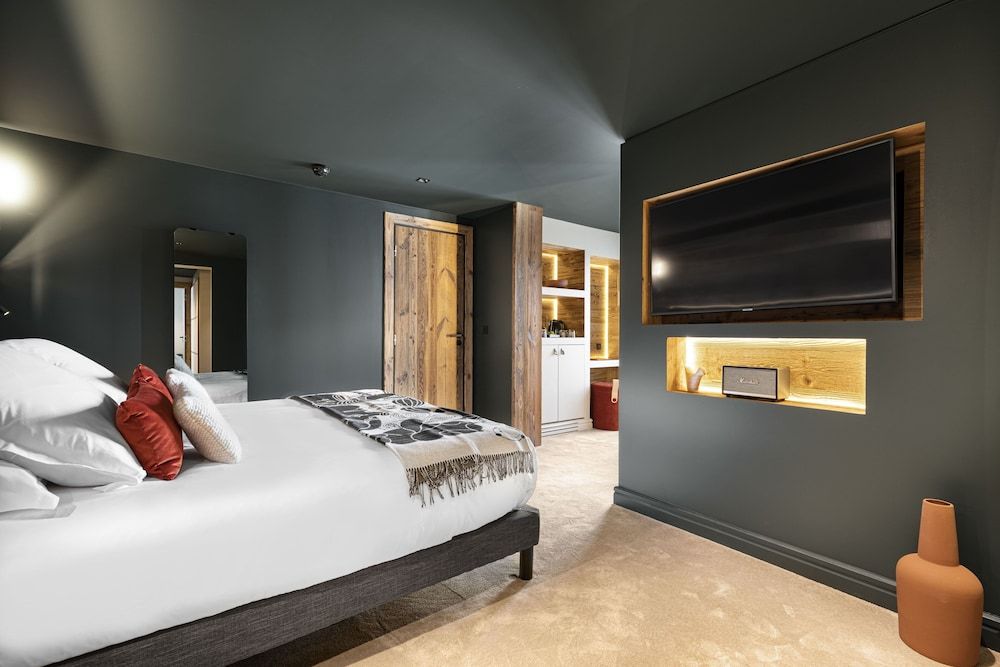 Suite, Valley View