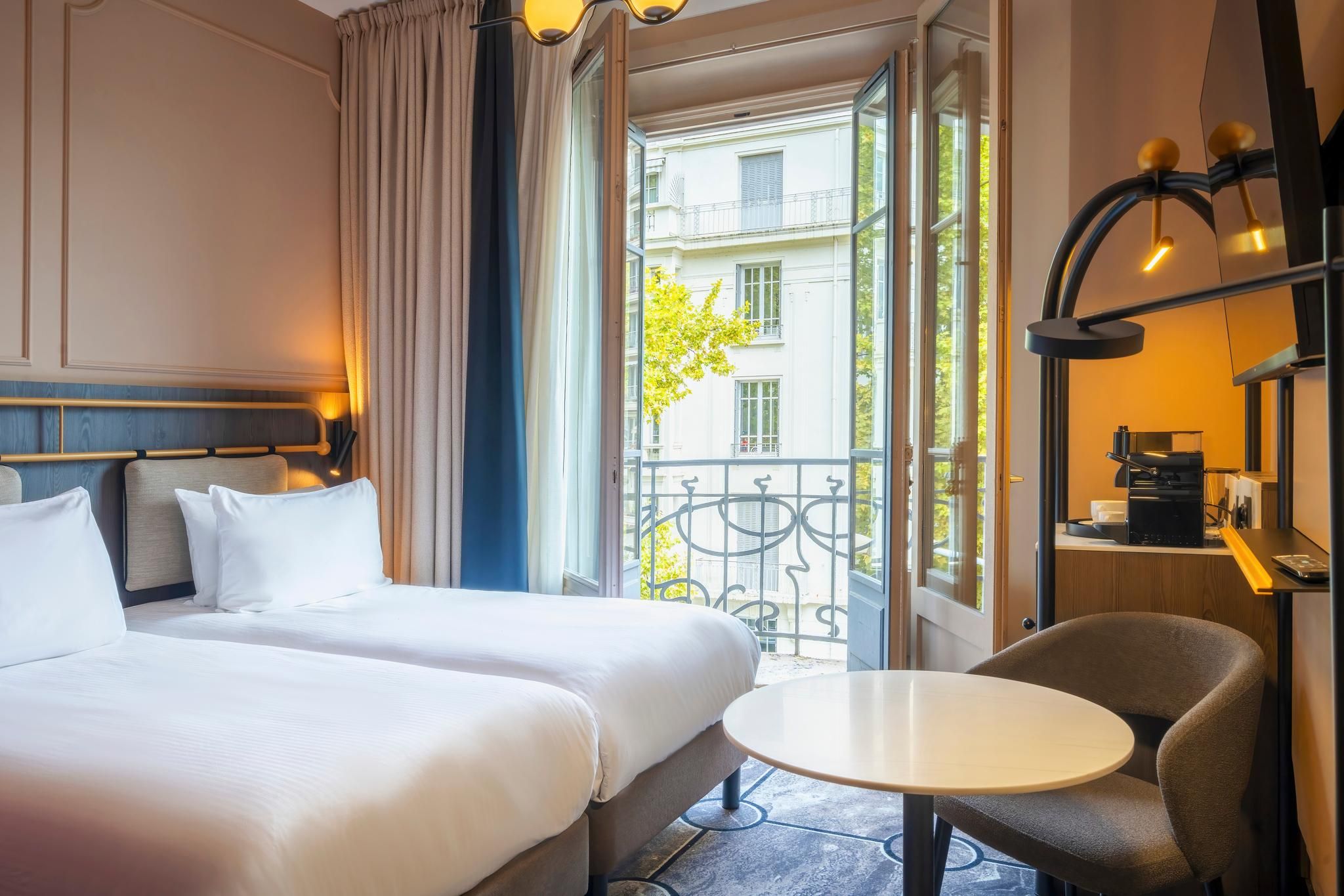 Superior Room With 2 Single Beds