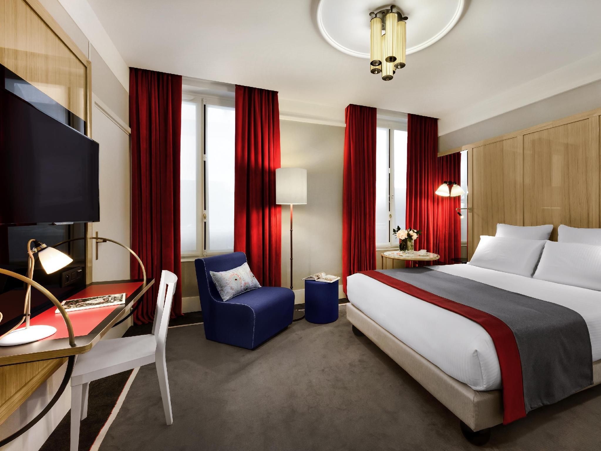 Deluxe 2 Single Beds