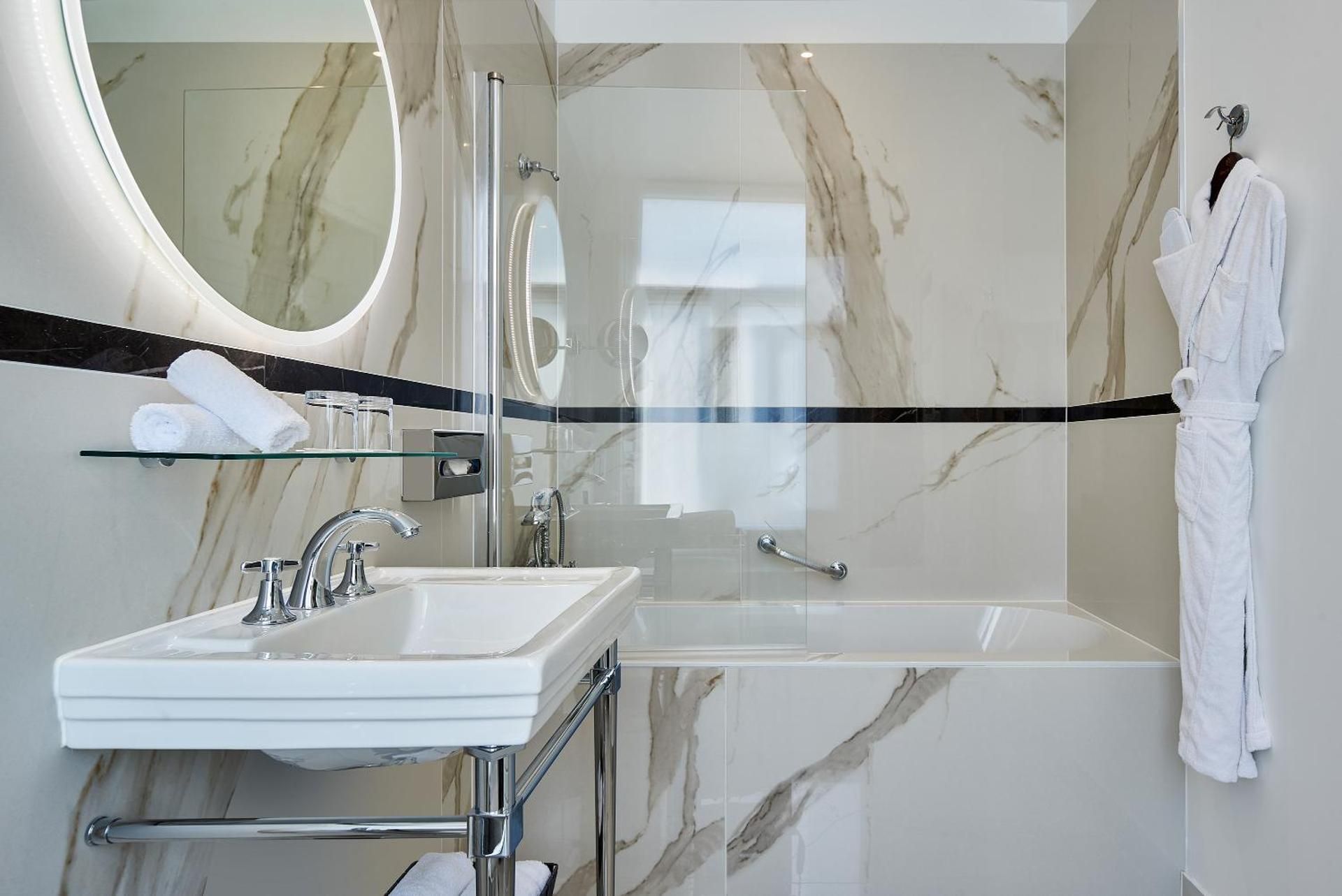 undefined Hôtel Westminster 4