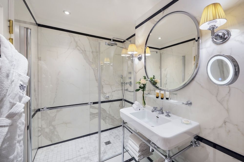 Hôtel Westminster Superior Room 4