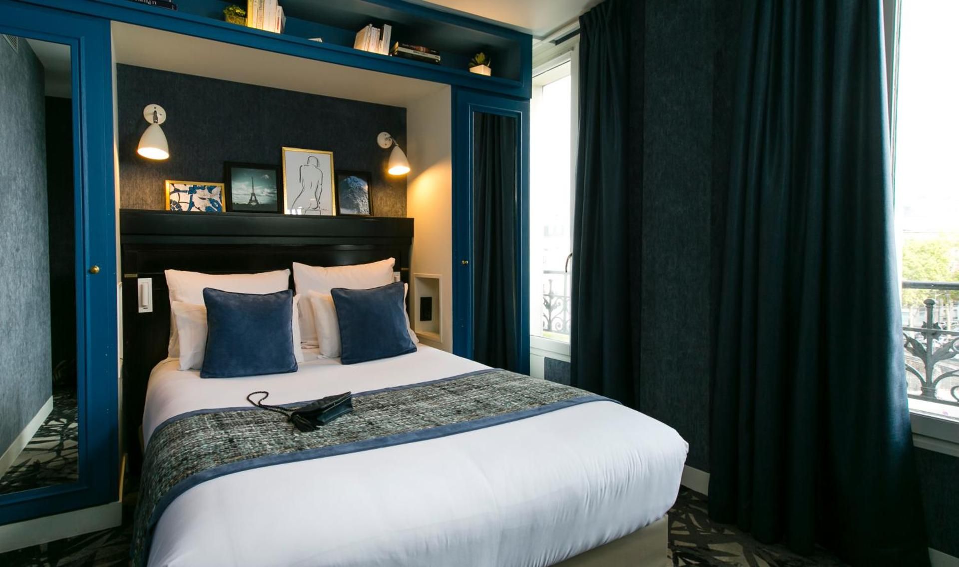 Neuville Arc de Triomphe Classic Double Room