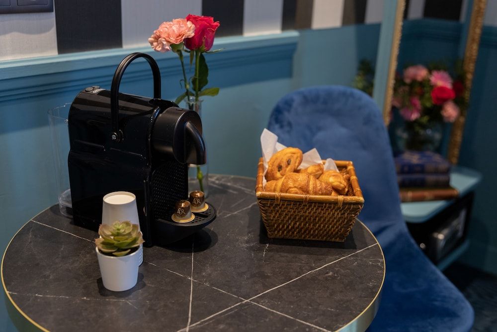 undefined Hotel du Théâtre by Patrick Hayat 9