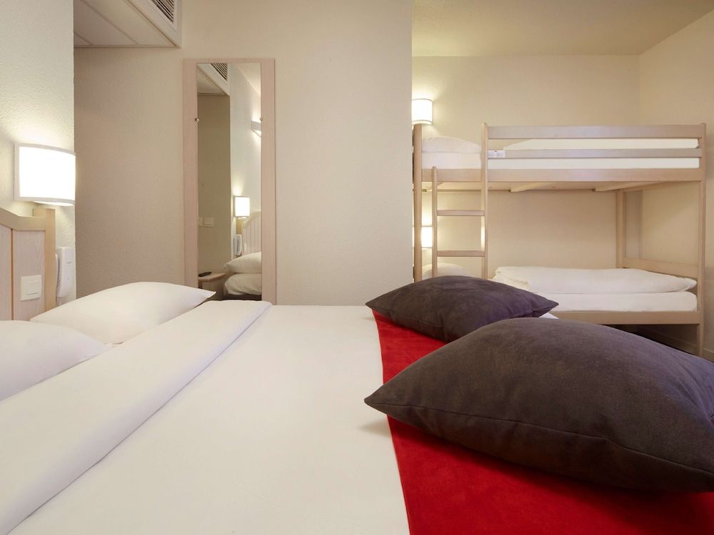 Standard Room, Multiple Beds