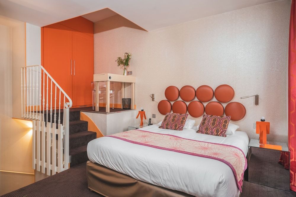 undefined Hotel Le Petit Paris 4