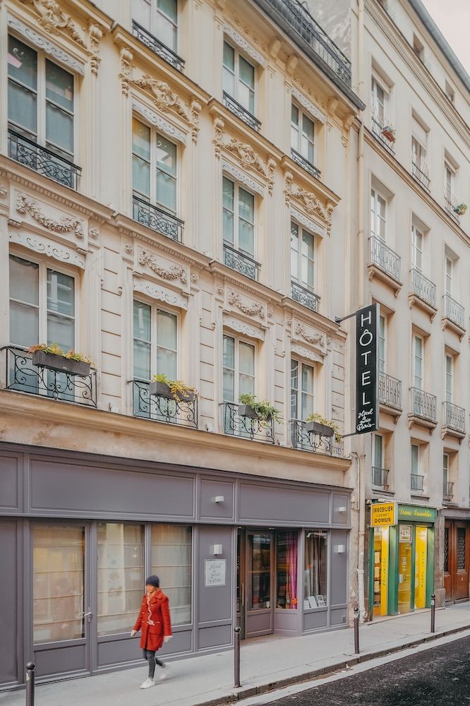 undefined Hotel Le Petit Paris 6