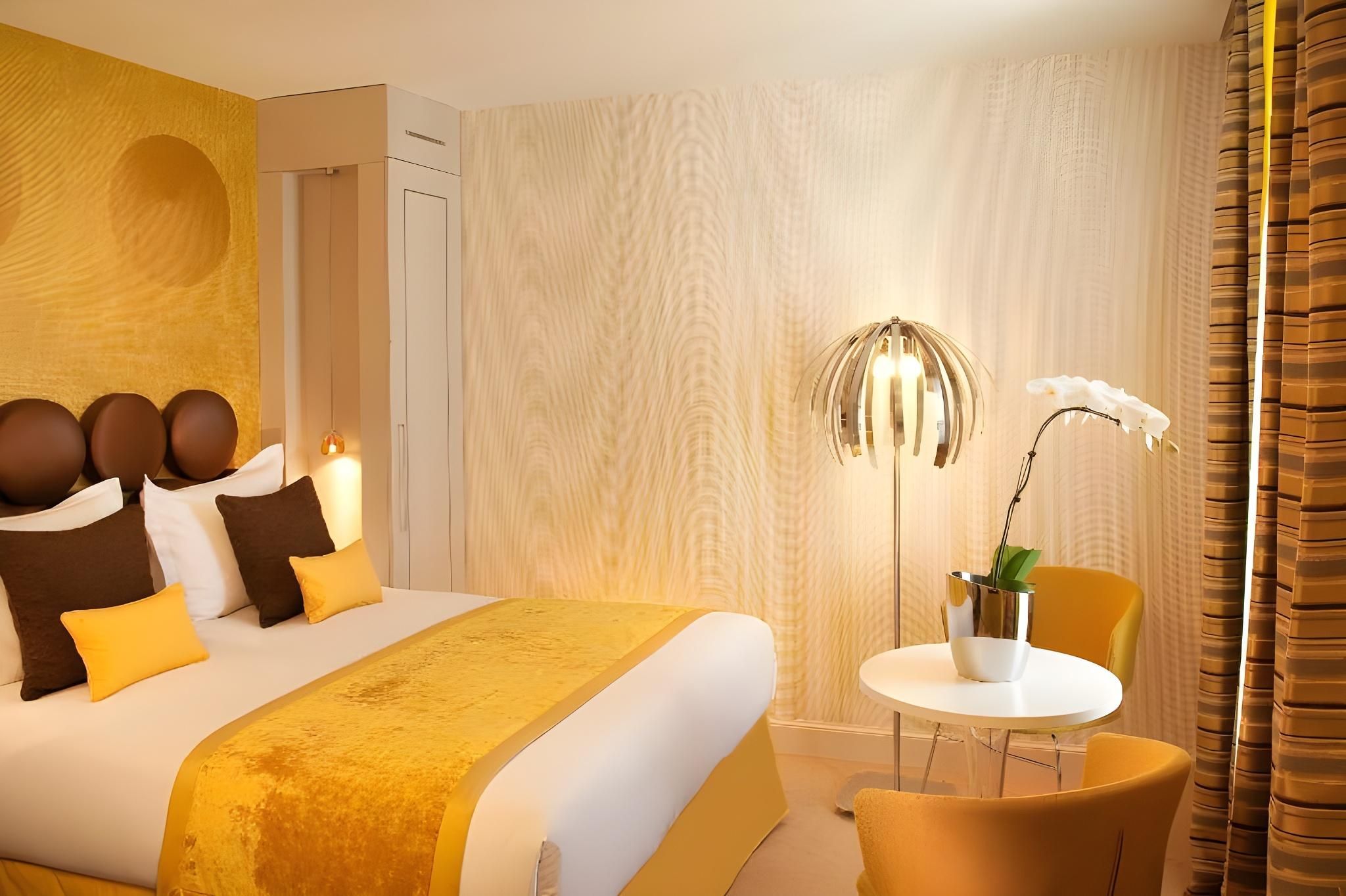 undefined Hotel Le Petit Paris 10