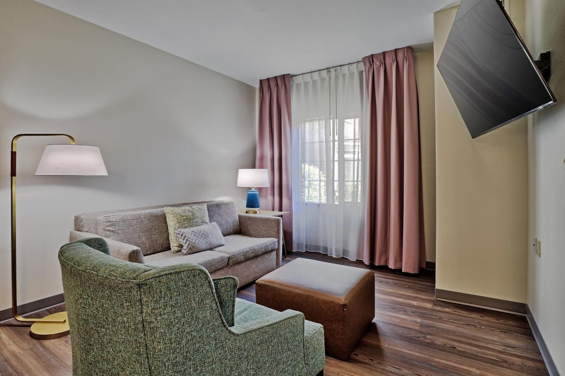 2 Bedroom Suite Communication Accessible