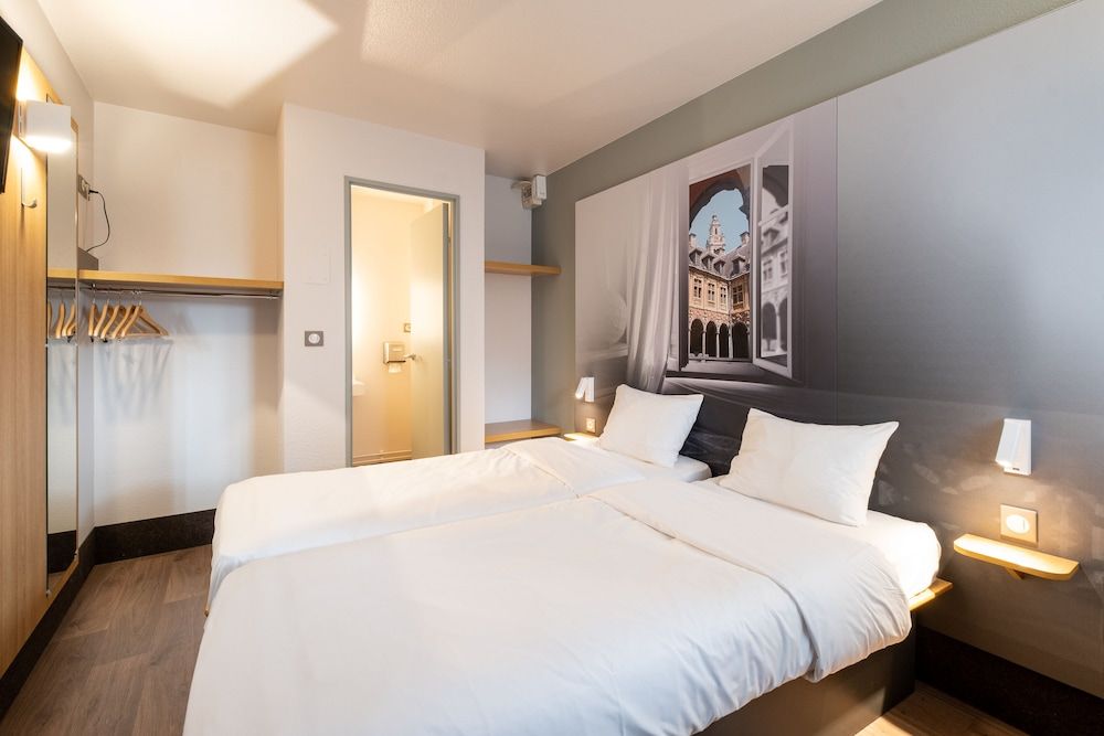 B&B HOTEL Lille Seclin Unexpo Twin Non-Smoking Room