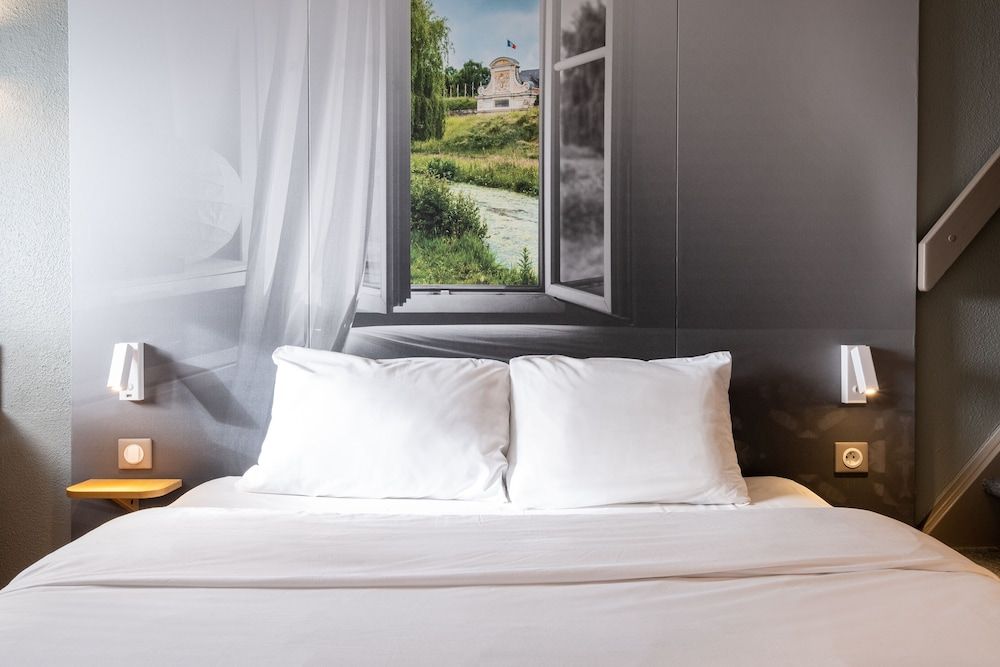 B&B HOTEL Lille Seclin Unexpo Quadruple Non-Smoking Room 3